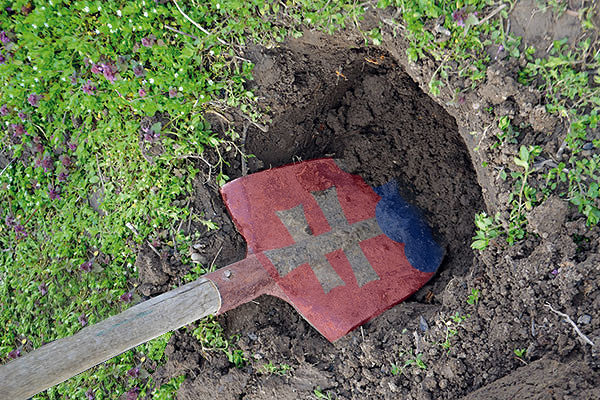 Peter Králik - Strana Železných   